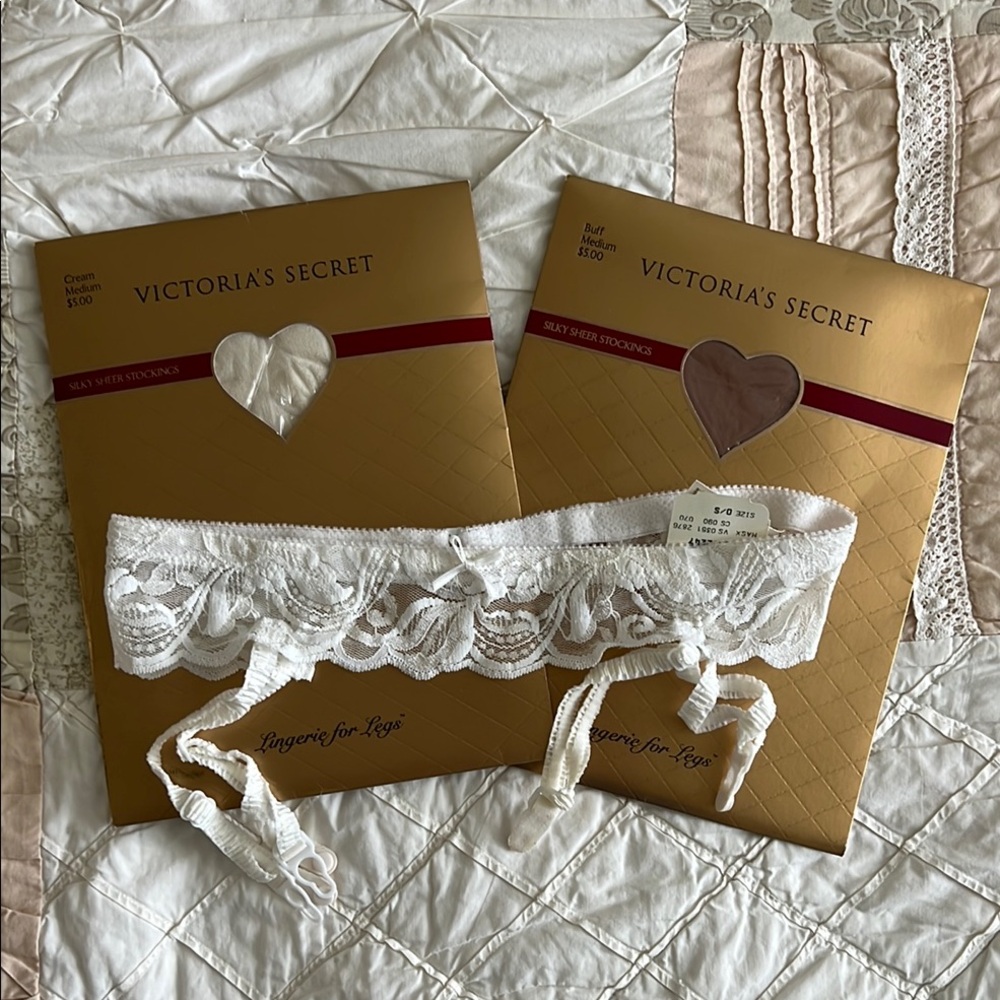 Victoria's Secret Bundle NWT Cream   and Buff Silky Sheer Stockings+Garter Belt